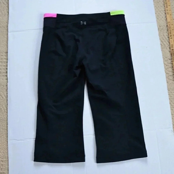 Neon  Under Armour Capris - Picture 3 of 7